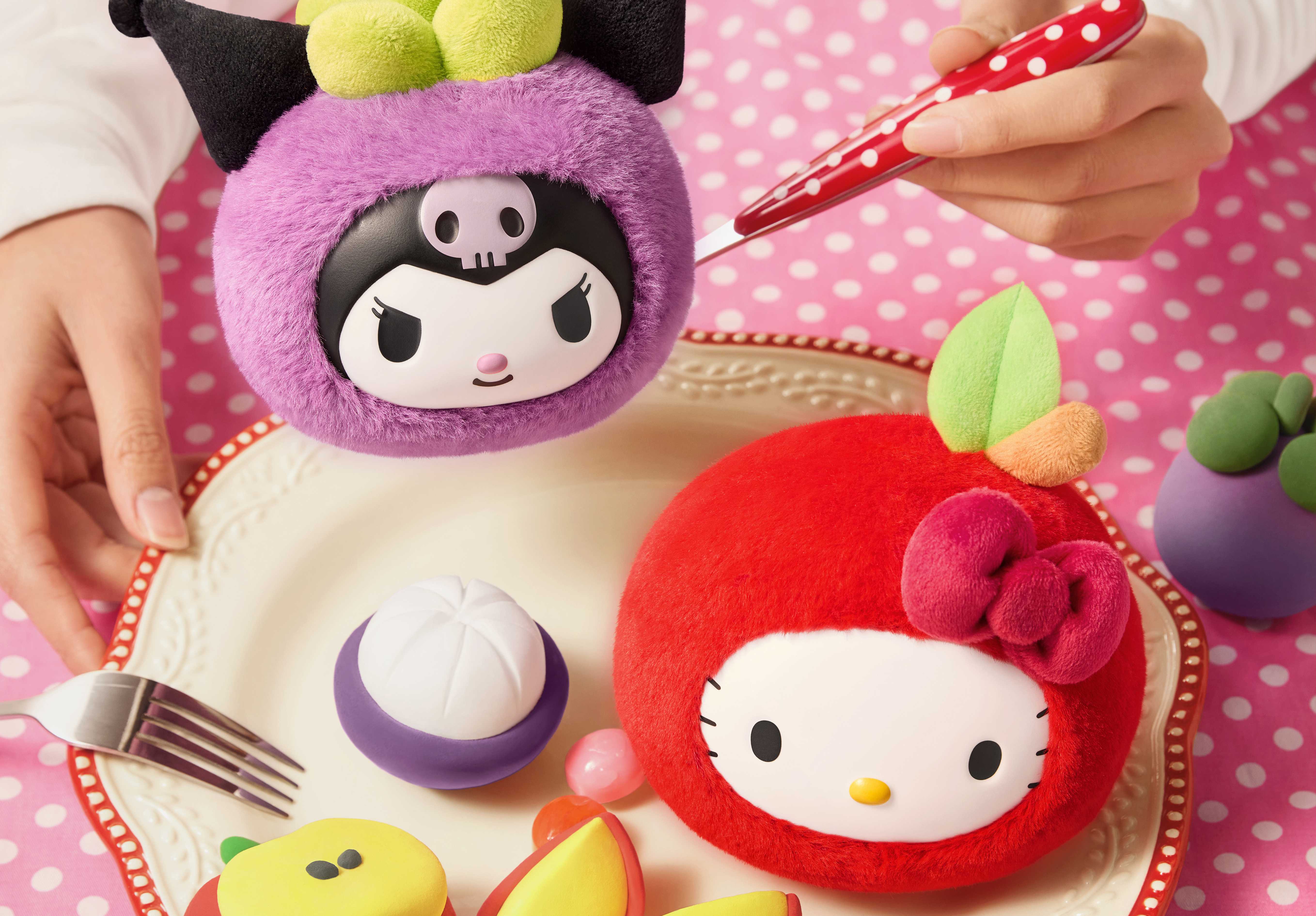 三丽鸥水果对对碰系列搪胶毛绒盲盒